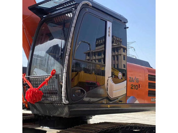 Ekskavator HITACHI ZX200
