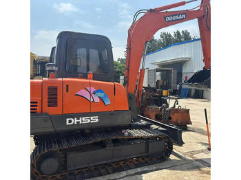 Ekskavator DOOSAN DH55