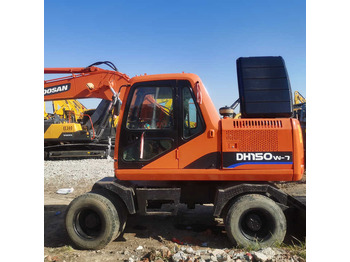 Ekskavator me zinxhirë DOOSAN DH150W-7