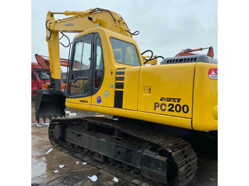 Ekskavator me zinxhirë KOMATSU PC200-6