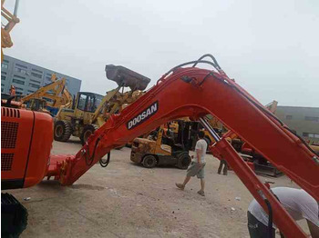 Miniekskavator Used Mini Excavator DX55-9C Doosan Excavator 5 Tonnes High Performance Low Price for Sale Dh55 Dh60 Dx55 Dx60 in Stock: foto 3