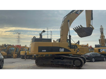 Ekskavator me zinxhirë CATERPILLAR 345D