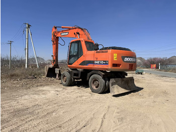 Ekskavator me goma DOOSAN DH210W-7: foto 3 Ekskavator me goma DOOSAN DH210W-7: foto 3