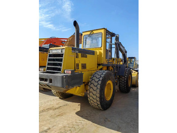 Fadrom me goma KOMATSU WA320