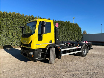 Kamion vetëngarkues IVECO EuroCargo 180E
