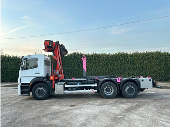 Kamion vetëngarkues MERCEDES-BENZ MERCEDES AXOR 2533 SCARRABILE CON GRU E POLIPO: foto 5 Kamion vetëngarkues MERCEDES-BENZ MERCEDES AXOR 2533 SCARRABILE CON GRU E POLIPO: foto 5