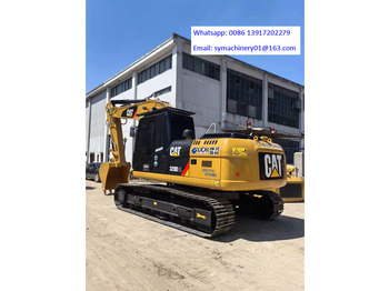 Ekskavator me zinxhirë CATERPILLAR 320D2