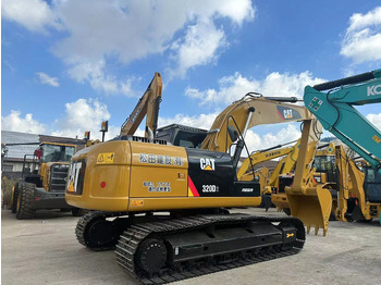 Ekskavator me zinxhirë Caterpillar 320D2: foto 3