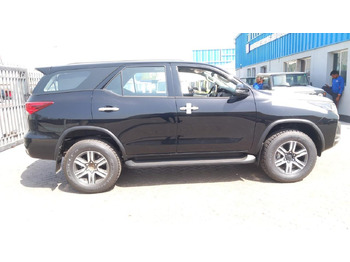 Veturë TOYOTA