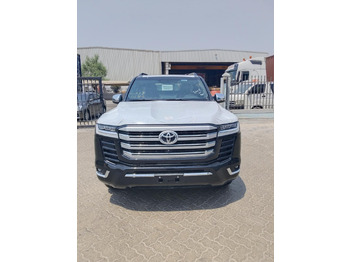 Veturë i ri Toyota Land Cruiser VXR: foto 2