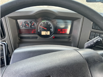 Kamion vetëngarkues SCANIA