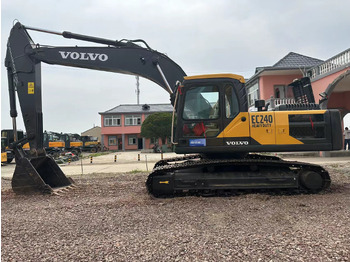 Ekskavator VOLVO EC240