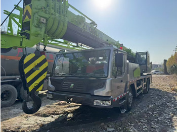 Vinç për të gjitha terrenet ZOOMLION Crane ZTC300V 30Ton: foto 3 Vinç për të gjitha terrenet ZOOMLION Crane ZTC300V 30Ton: foto 3