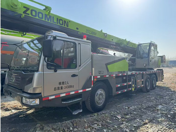 Vinç për të gjitha terrenet ZOOMLION Crane ZTC300V 30Ton: foto 4 Vinç për të gjitha terrenet ZOOMLION Crane ZTC300V 30Ton: foto 4