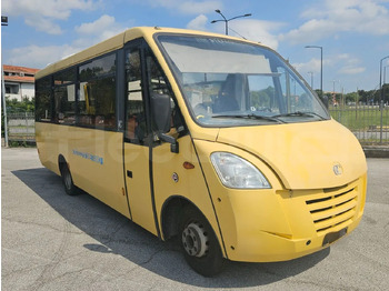 Autobus shkollor IVECO