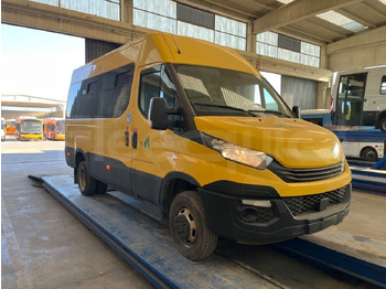 Autobus shkollor IVECO Daily