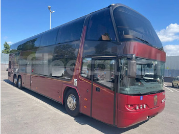 Autobus me kabinë të dyfishtë NEOPLAN