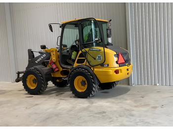 Fadrom me goma VOLVO L25