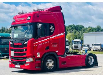 Gjysmë-kamion SCANIA R 450