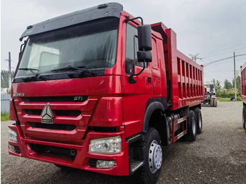 Kamion vetëshkarkues SINOTRUK HOWO