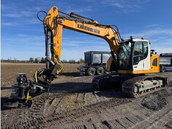 Ekskavator me zinxhirë LIEBHERR R 920