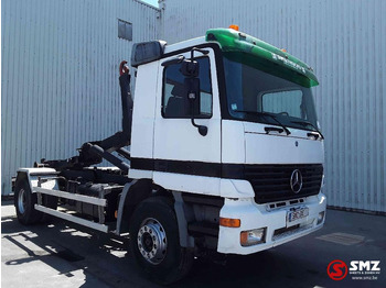 Transportjer kontejnerësh/ Kamion me karroceri të çmontueshme MERCEDES-BENZ Actros 1831