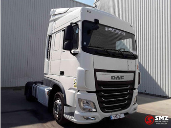 Gjysmë-kamion DAF XF 460