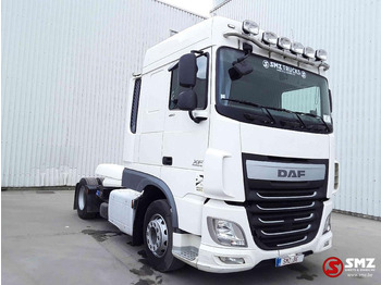 Gjysmë-kamion DAF XF 460