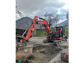 Ekskavator me zinxhirë KUBOTA KX080