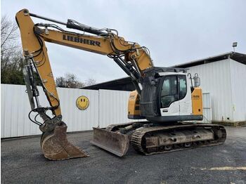 Ekskavator me zinxhirë LIEBHERR R 926