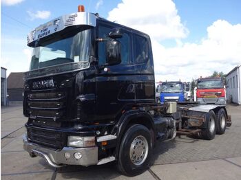 Gjysmë-kamion SCANIA R 620