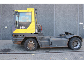 Traktor terminal TERBERG