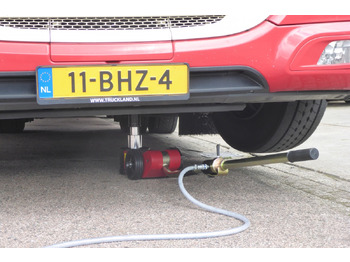 Pajisjet e ofiçinës TPH30T-2M Air hydraulic jack 30 Tons  - Minimum height 15 cm - portable (24 kg): foto 4