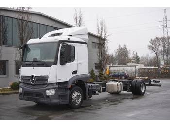Kamion kabinë-shasi MERCEDES-BENZ Actros 1824