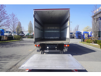 Kamion vagonetë MERCEDES-BENZ Atego 818 / Box superstructure / DAUTEL tailgate 1.5 T: foto 5