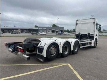 Kamion me vinç SCANIA R560 B8x4*4 / Chassis / sleeper cab / Power take-off: foto 3