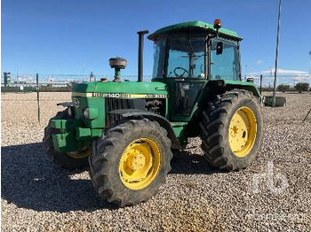 Traktor JOHN DEERE 2140 DT: foto 1