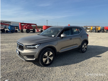 SUV 2022 Volvo XC40 T4 PLUG-IN HYBRID AUTO RECH INS ... SUV: foto 2