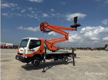 Platformë ajrore e montuar në kamion NISSAN
