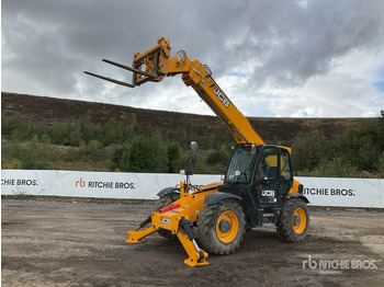 Ekskavator teleskopik JCB
