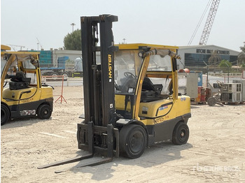 Pirun ngritës HYSTER