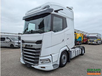 Gjysmë-kamion DAF XG+