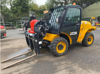 Ekskavator teleskopik JCB