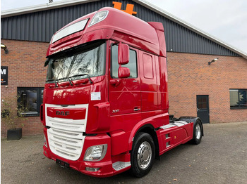 Gjysmë-kamion DAF XF 480