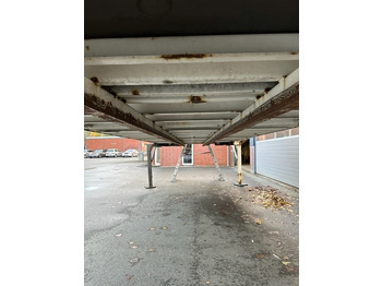 Karroceri - vagonetë e ndërrueshme Krone BDF-System 7.450 mm, Heck Rolltor: foto 3 Karroceri - vagonetë e ndërrueshme Krone BDF-System 7.450 mm, Heck Rolltor: foto 3