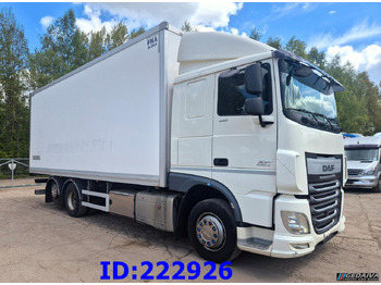 Kamion izotermik DAF XF 106 440