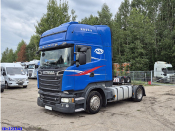 Gjysmë-kamion SCANIA R 520