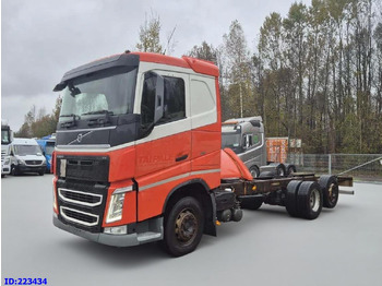 Kamion kabinë-shasi VOLVO FH13 500