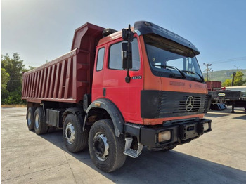 Kamion vetëshkarkues MERCEDES-BENZ SK 3535