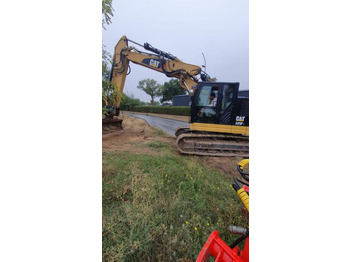 Ekskavator me zinxhirë CATERPILLAR 325
